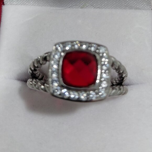 David Yurman petite Albion garnet with diamonds &  DY bag - Picture 1 of 3
